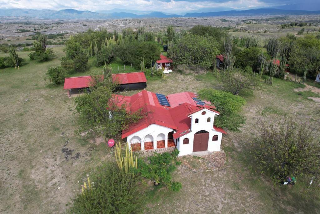 Hotel El Penon De Constantino - Tatacoa Villavieja Exterior foto