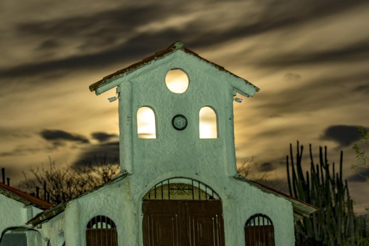 Hotel El Penon De Constantino - Tatacoa Villavieja Exterior foto