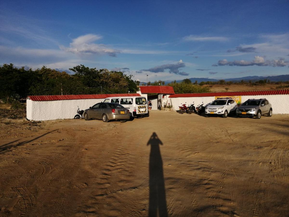 Hotel El Penon De Constantino - Tatacoa Villavieja Exterior foto